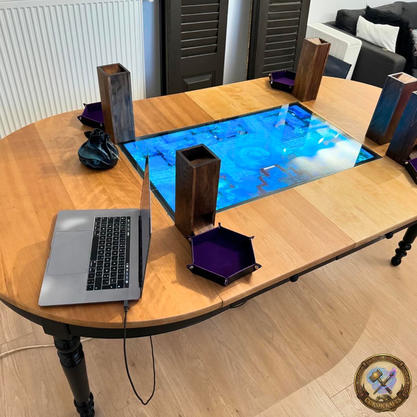 Table de JdR avec écran