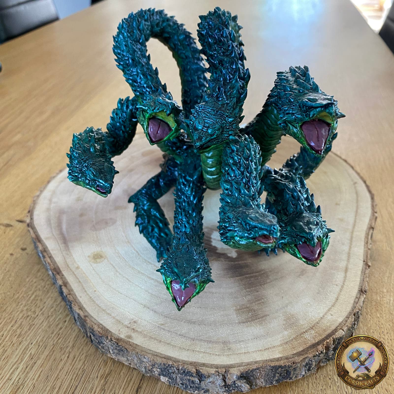 Figurine Hydre à 6 têtes